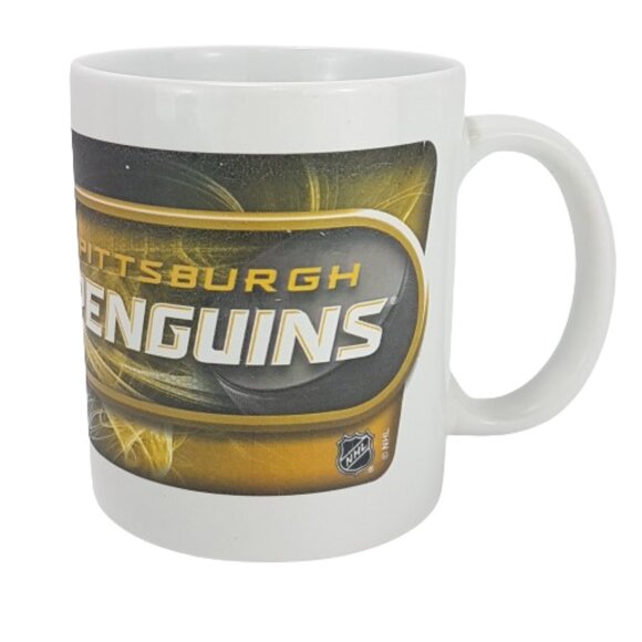 Vintage 2009 Tim Hortons Sidney Crosby Collectible Puzzle Tin & NHL Penguins Mug - Picture 9 of 16